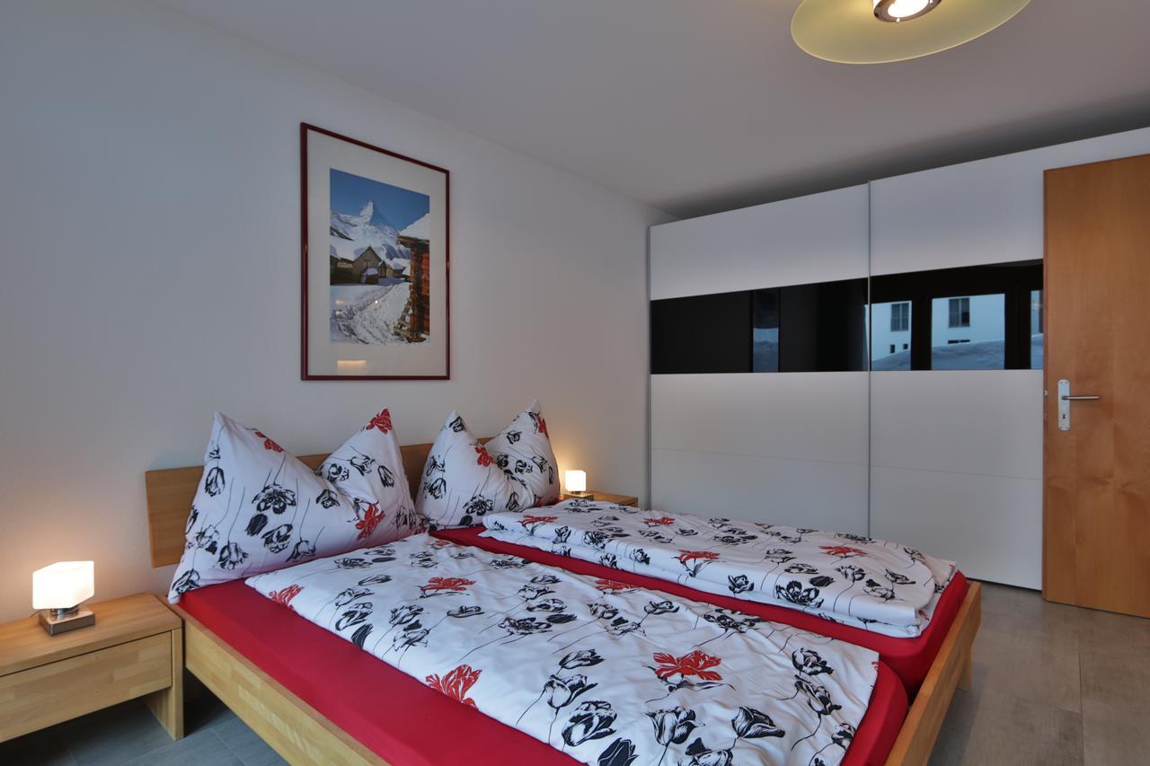 Ferienwohnung Steinmattstrasse زيرمات المظهر الخارجي الصورة